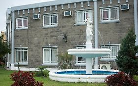 La Fuente Apart Hotel